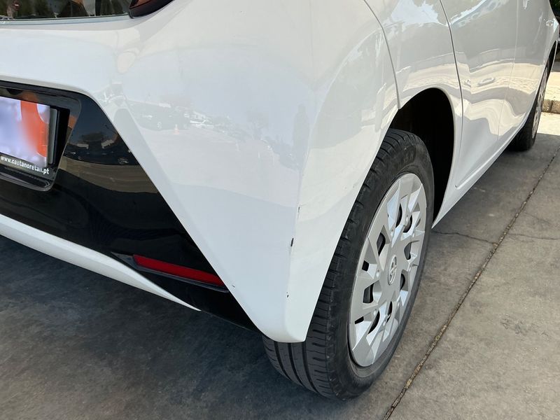 Toyota Aygo 1.0 VVT-i X-Play 2021 – снимка 27