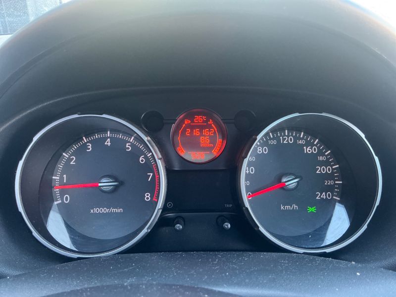 Nissan Qashqai+2 2.0 Acenta 2009 – снимка 4