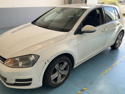 Volkswagen Golf VII 1.6 TDI Comfortline BlueMotion Tech 2014 – снимка 2