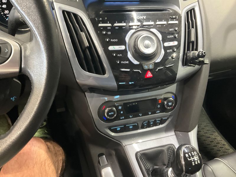 Ford Focus 1.6 EcoBoost Titanium 2011 – снимка 6