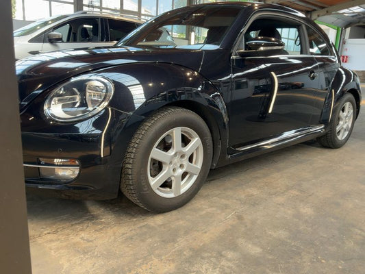Volkswagen Beetle 1.4 TSI Sport 2013 – снимка 2