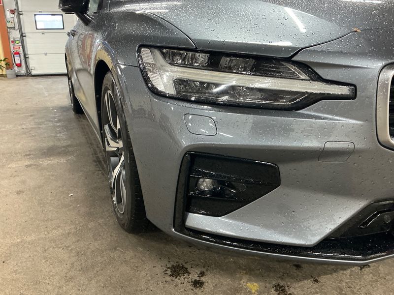 Volvo S60 2.0 T5 R-Design 2019 – снимка 27