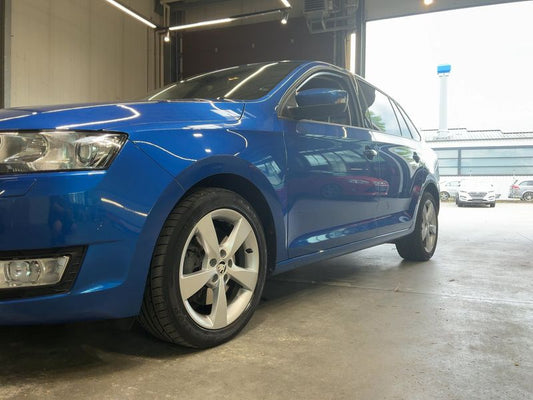 Skoda Rapid Spaceback 1.6 TDI Style 2015 – снимка 2