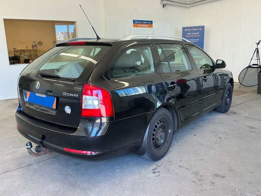 Skoda Octavia 1.4 TSI Ambiente 2009 – снимка 2