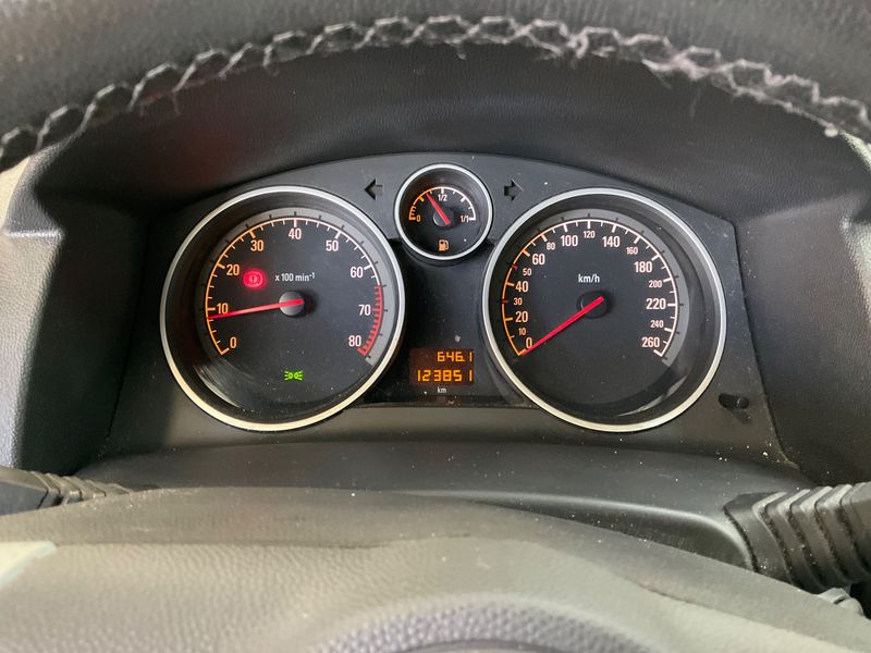 Opel Astra 1.6 Edition 2009 – снимка 4