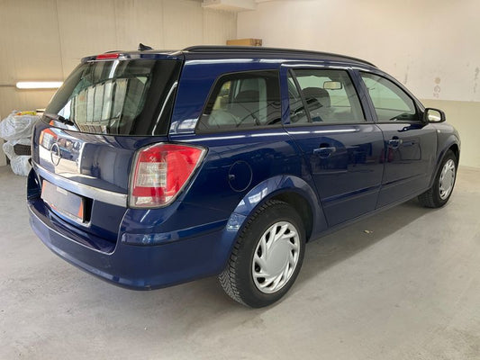Opel Astra 1.6 Edition 2009 – снимка 2