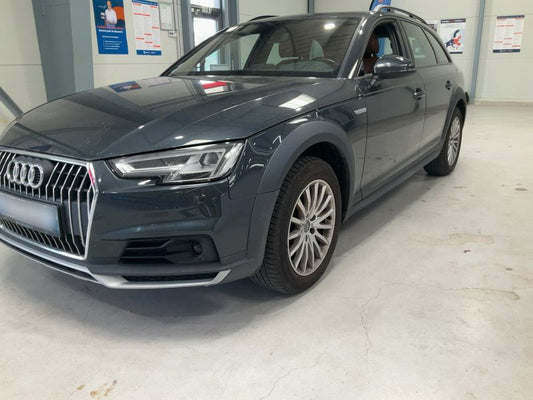 Audi A4 Allroad 3.0 V6 TDI quattro 2017 – снимка 2