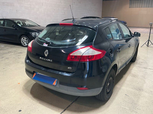 Renault Megane 1.5 dCi Authentique 2012 – снимка 2