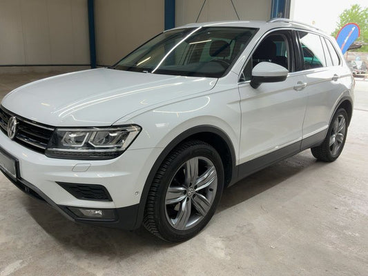 Volkswagen Tiguan 2.0 TDI Highline 4Motion BlueMotion Tech 2017 – снимка 2