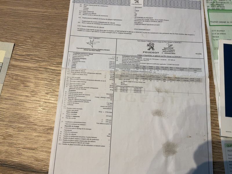 Peugeot 208 1.2 PureTech Like 2017 – снимка 6