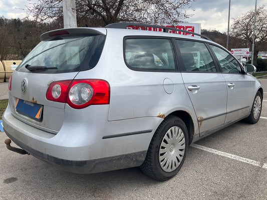 Volkswagen Passat 2.0 TDI Trendline 2009 – снимка 2