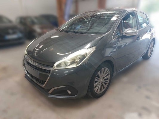 Peugeot 208 1.6 Blue-HDi Allure 2016 – снимка 2
