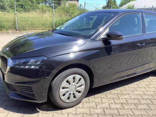Skoda Fabia 1.0 TSI Active 2023 – снимка 2