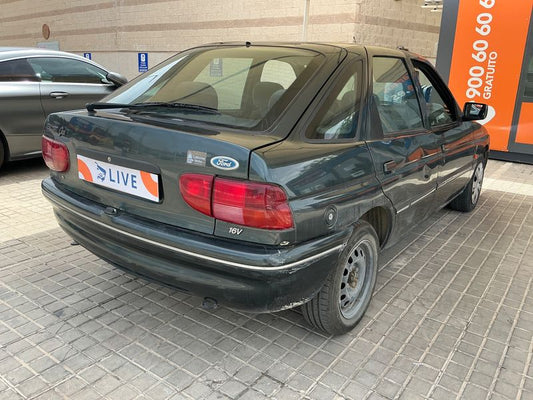Ford Escort 1.6 Ghia 1993 – снимка 2