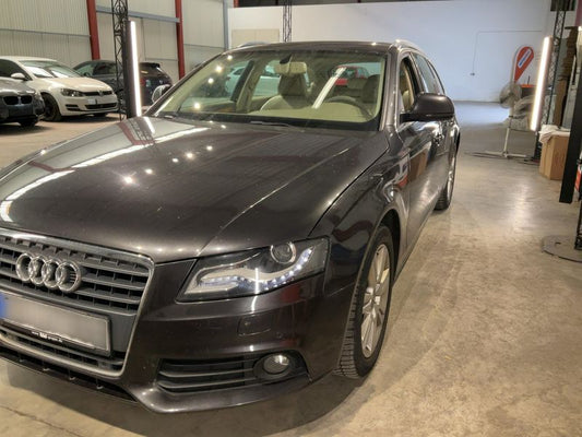 Audi A4 2.0 TFSI quattro Ambiente 2009 – снимка 2