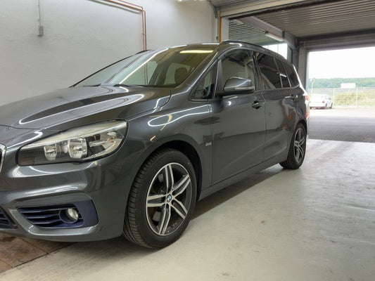 BMW 2er 220d Gran Tourer Sport Line 2015 – снимка 2
