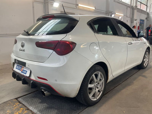 Alfa Romeo Giulietta 1.4 Turbo Distinctive 2010 – снимка 2
