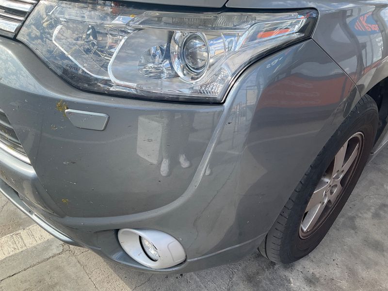 Mitsubishi Outlander 2.0 PHEV PHEV Kaiteki 4WD 2014 – снимка 27