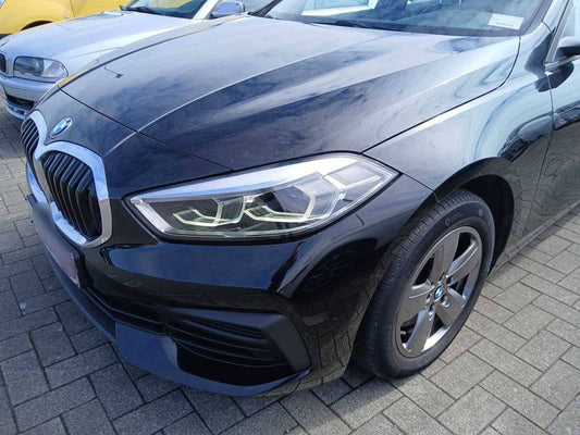 BMW 1er 118i Advantage 2021 – снимка 2