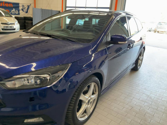 Ford Focus 2.0 EcoBoost ST 2017 – снимка 2