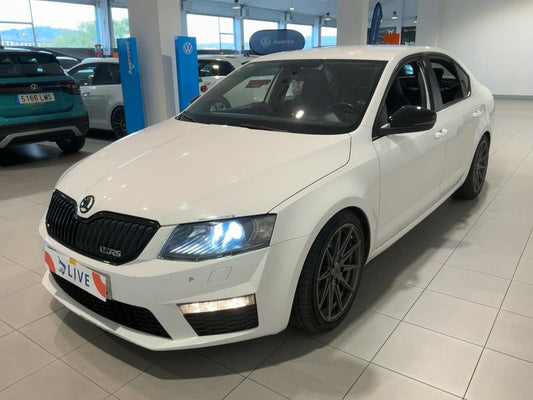 Skoda Octavia 2.0 TDI RS 2015 – снимка 2