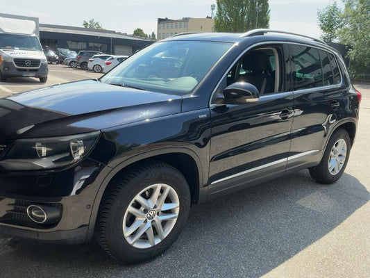 Volkswagen Tiguan 2.0 TDI Life BlueMotion Tech 2013 – снимка 2