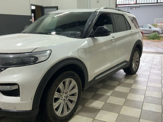 Ford Explorer 3.0 Plug-in Hybrid 4x4 Platinium 2022 – снимка 2