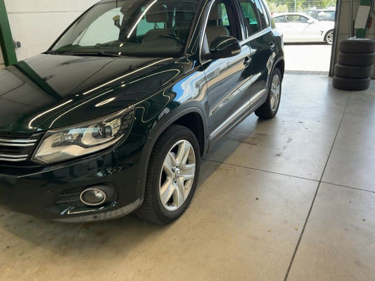 Volkswagen Tiguan 2.0 TSI Track & Style 4Motion 2012 – снимка 2