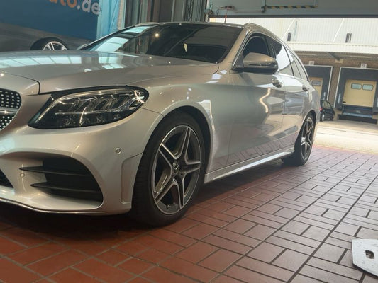 Mercedes-Benz C-Klasse C 220 d T 4Matic AMG Line 2018 – снимка 2