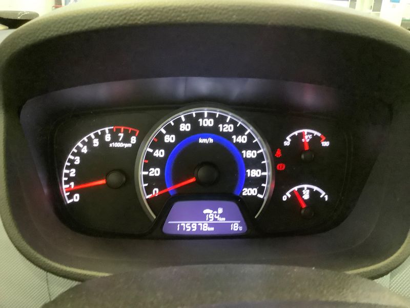 Hyundai i10 1.0 Basis 2014 – снимка 4