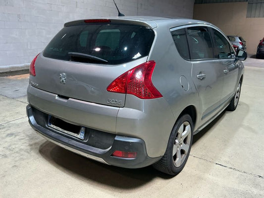 Peugeot 3008 1.6 HDi Premium Pack 2010 – снимка 2