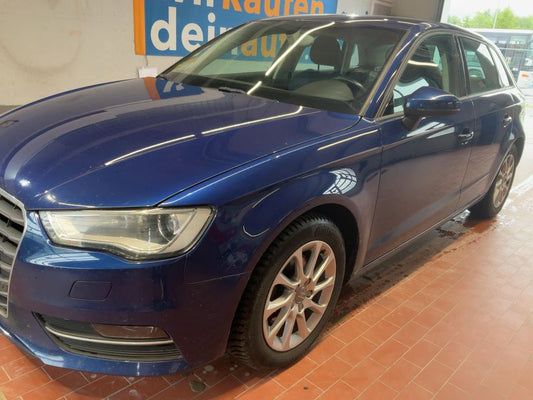 Audi A3 Sportback 2.0 TDI quattro Ambition 2013 – снимка 2