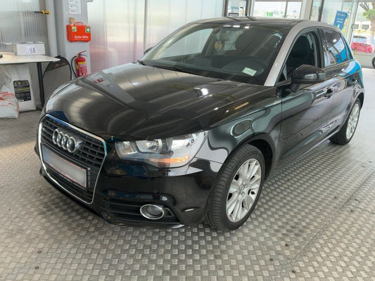 Audi A1 Sportback 1.6 TDI Ambition 2014 – снимка 2