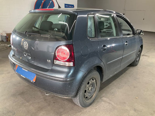 Volkswagen Polo 1.2 Trendline 2009 – снимка 2