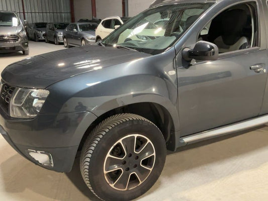 Dacia Duster 1.5 dCi SL Black Touch 4x2 2017 – снимка 2