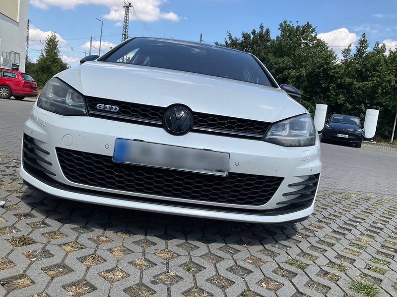 Volkswagen Golf VII 2.0 TDI GTD BlueMotion Tech 2013 – снимка 23