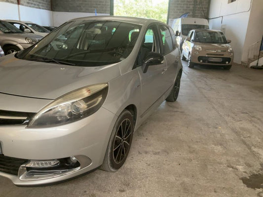 Renault Scenic 1.5 dCi Energy Bose 2013 – снимка 2