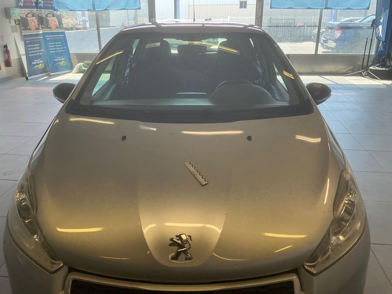 Peugeot 208 1.6 HDi Affaire Pack CD Clim 2012 – снимка 40