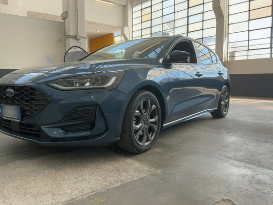 Ford Focus 1.0 EcoBoost Mild-Hybrid ST-Line 2024 – снимка 2
