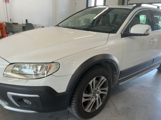 Volvo XC70 2.4 D4 Summum AWD 2016 – снимка 2