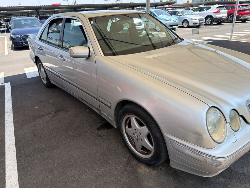 Mercedes-Benz E-Klasse E 320 CDI Elegance 2001 – снимка 7