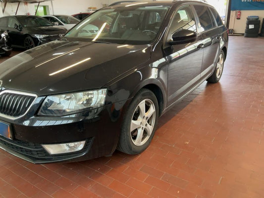 Skoda Octavia 2.0 TDI Ambition 2014 – снимка 2