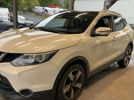 Nissan Qashqai 1.6 dCi Connect Edition 2015 – снимка 2