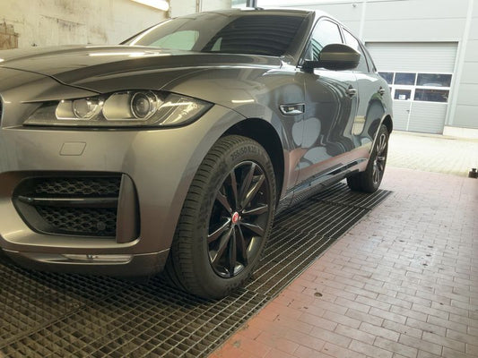 Jaguar F-Pace 30d R-Sport AWD 2018 – снимка 2