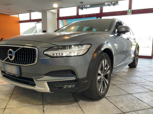 Volvo V90 Cross Country 2.0 T5 Business Plus AWD 2019 – снимка 2