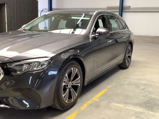 Mercedes-Benz E-Klasse E 220 d Mild-Hybrid T Avantgarde Advanced 2025 – снимка 2