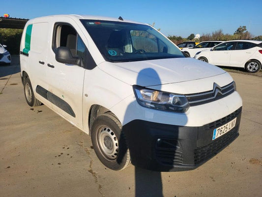 Citroen Berlingo 1.5 Blue-HDi Contrlol M 2021 – снимка 2