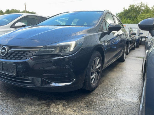 Opel Astra 1.2 Turbo Edition Start/Stop 2021 – снимка 2