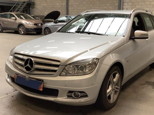 Mercedes-Benz C-Klasse C 200 CDI T BlueEfficiency Avantgarde 2010 – снимка 2