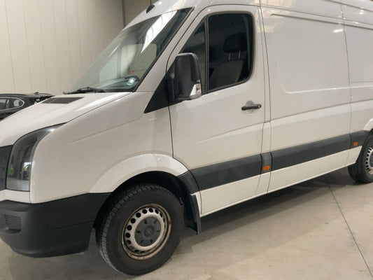 Volkswagen Crafter 2.0 TDI Kasten 35 mittlerer Radstand mit Hochdach 2016 – снимка 2